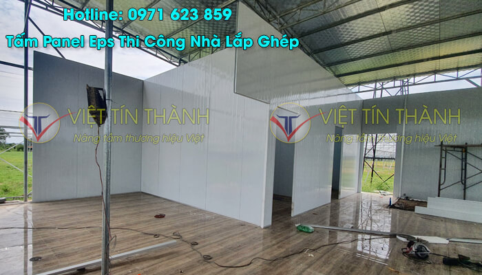 Panel Eps Thi Công Nhà Tiền Chế. Ảnh: Việt Tín Thành